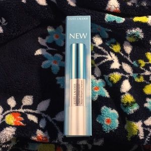 Estée Lauder New Dimension Plump + Fill Lip Treat